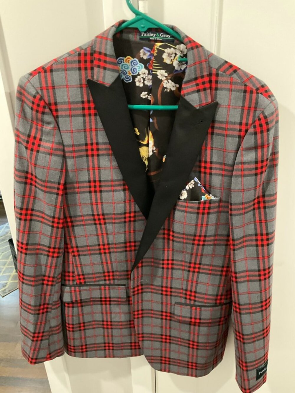 Paisley & Gray Red/Gray Plaid Peak-Lapel Blazer - Men's M